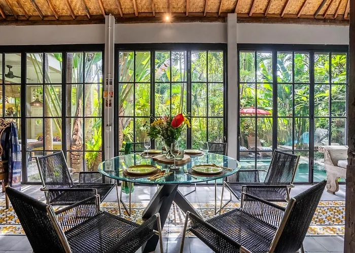 Villa Where Art And Relaxation Meet In Tropical Paradise