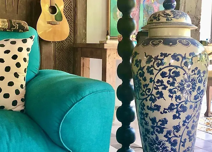 Villa Where Art And Relaxation Meet In Tropical Paradise