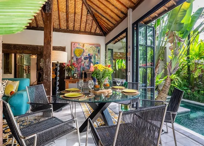 Where Art And Relaxation Meet In Tropical Paradise Villa Ubud (Bali)