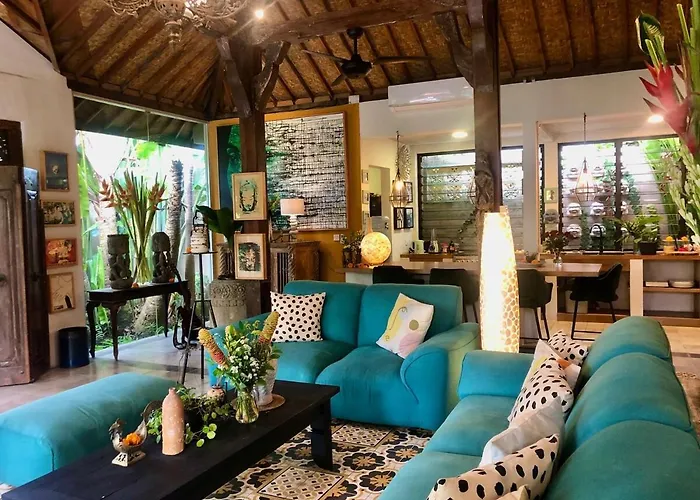 Where Art And Relaxation Meet In Tropical Paradise Villa Ubud (Bali)