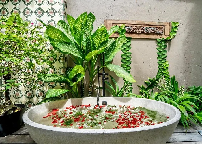 Where Art And Relaxation Meet In Tropical Paradise Villa Ubud (Bali)