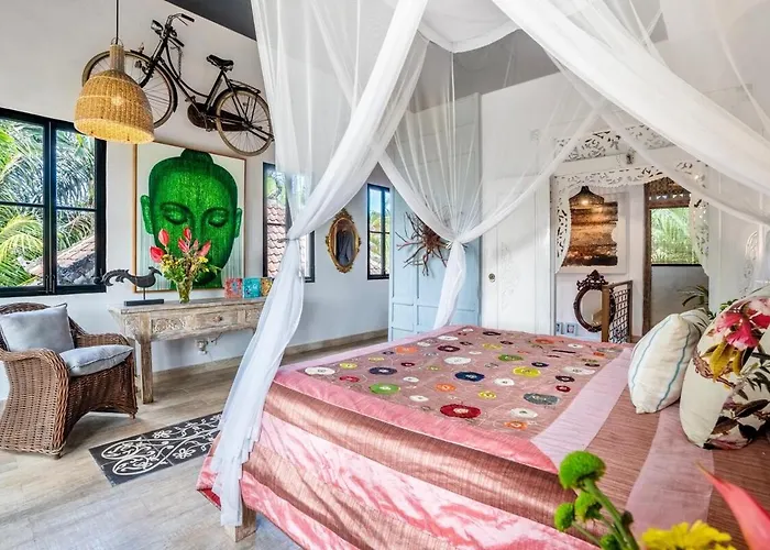 Where Art And Relaxation Meet In Tropical Paradise Villa